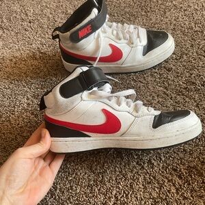 Nike Black and White Sneakers